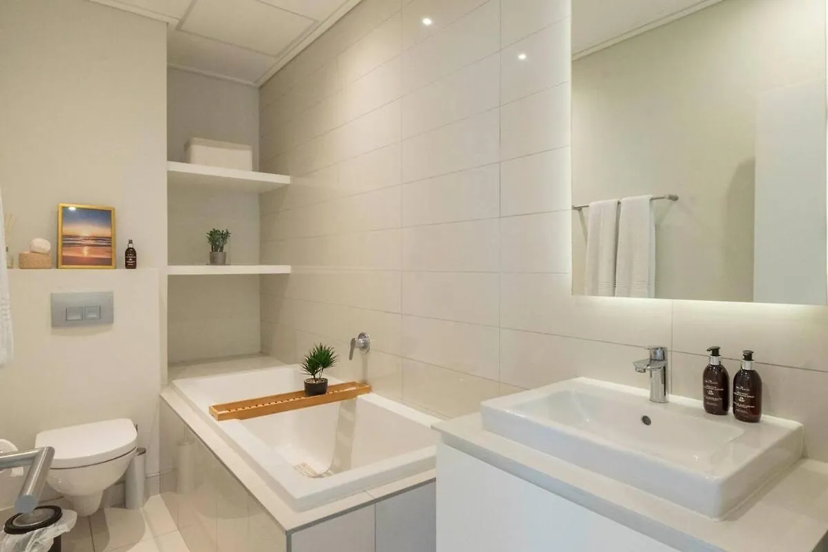 Spacious 2-Bed At The Pullman Κέιπ Τάουν Διαμέρισμα
